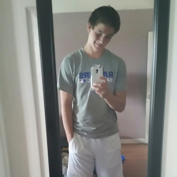 Profile Picture of Corey Smith (@sneakerhead3223) on Poshmark