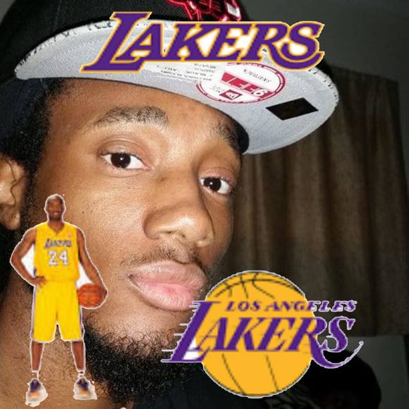 Profile Picture of Eric Williams (@bakerboi2010) on Poshmark