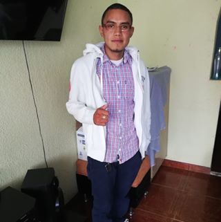 Profile Picture of Jöhän Qüïņtëřö (smokyn time ) (@stiven.quintero.7528) on Facebook