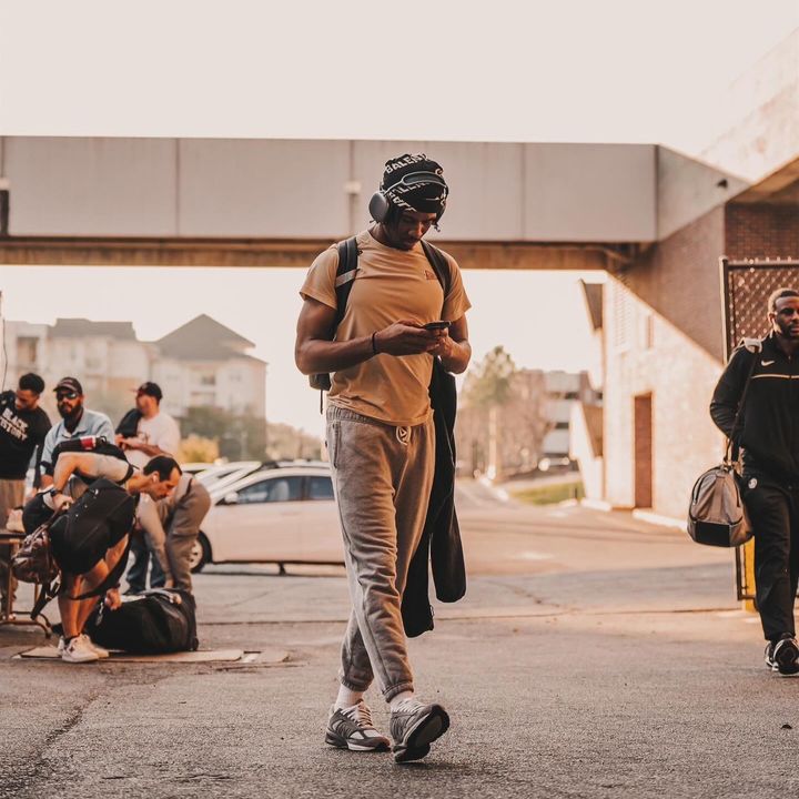 Profile Picture of DonaldHand (@bucketboy.dj) on Tiktok