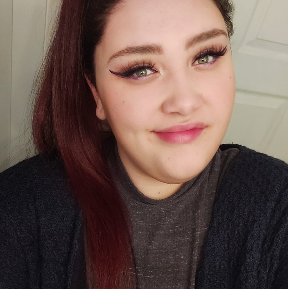 Profile Picture of Jacynta Middlemass (@jacynta1999) on Poshmark