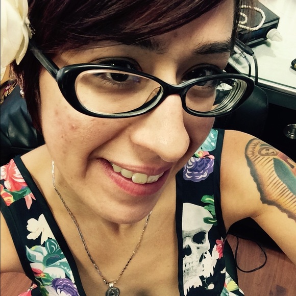 Profile Picture of Paula Polanco (@the_clavet) on Poshmark