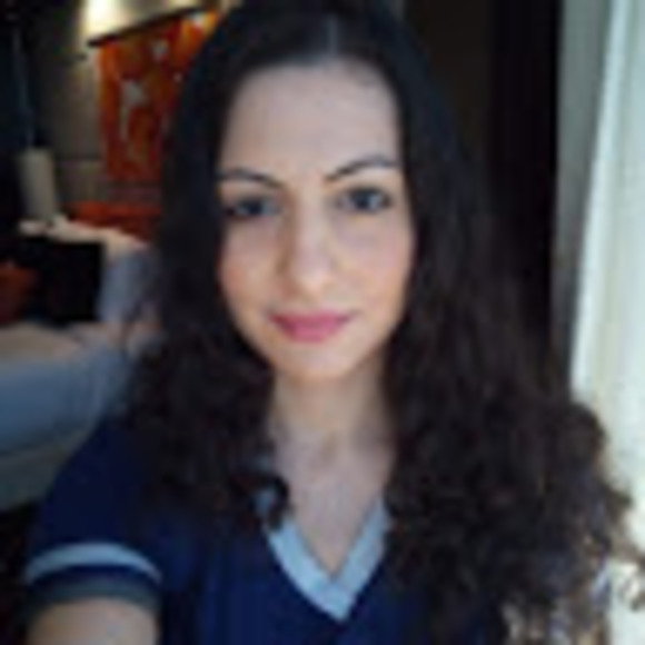 Profile Picture of Chrysa S. (@chrysas) on Poshmark
