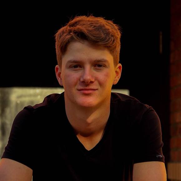 Luke Breum - Poshmark Profile Picture of Luke Breum (@lukebreum) on Poshmark