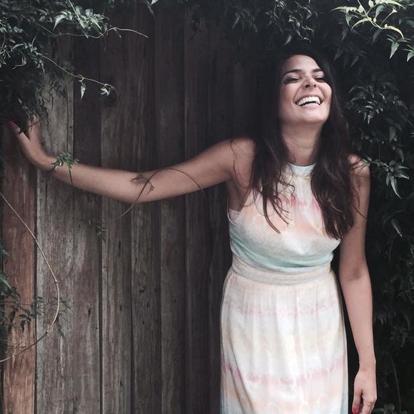 Profile Picture of Neti Juliana gil (@julianagil) on Poshmark