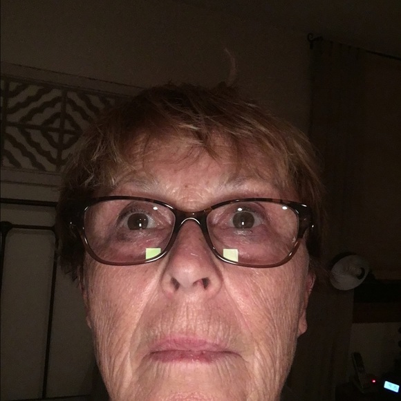 Profile Picture of Michaela Zinno (@grammyz) on Poshmark