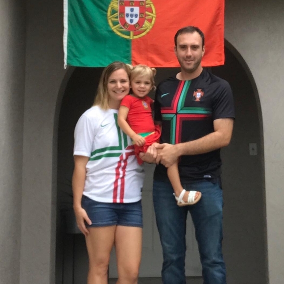 Profile Picture of Filipe Olas (@luisfilipeolas) on Poshmark