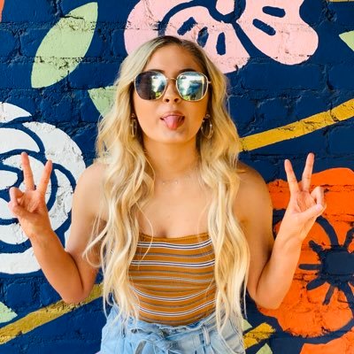 Profile Picture of Carrie Daniel (@_carriedan) on Twitter