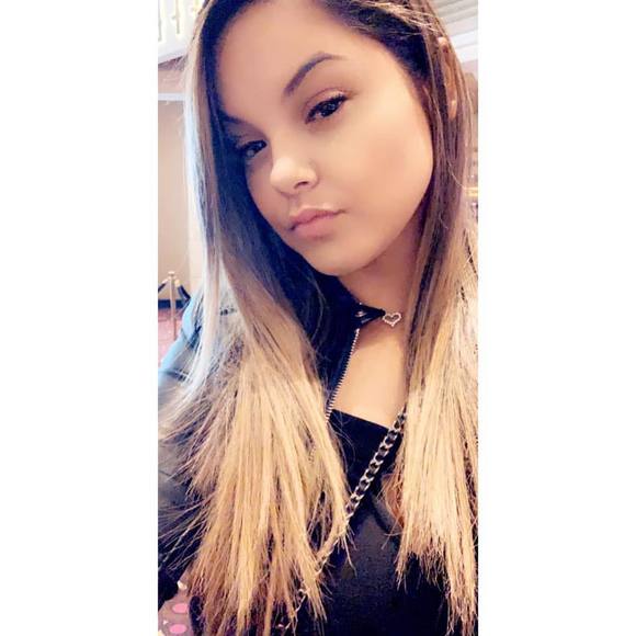 Profile Picture of Lahela Kinimaka (@lahelak) on Poshmark