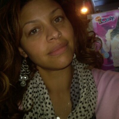 Profile Picture of Stacie Craig (@playwryt) on Twitter