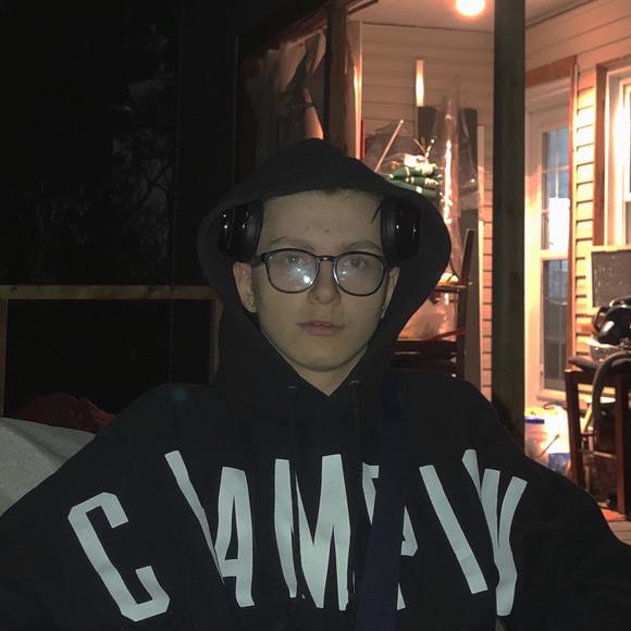 Profile Picture of Félix-arthur Blanchette (@fblanchette) on Poshmark