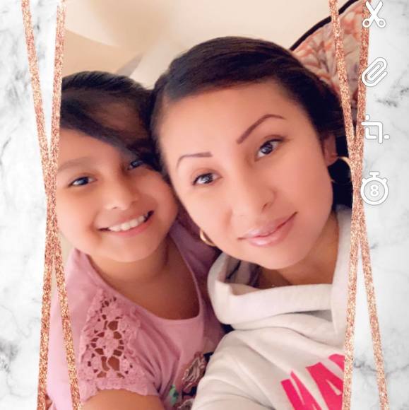 Profile Picture of Jessica Cordova (@jessicacordo204) on Poshmark