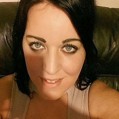 Profile Picture of Stacey Bone (@BoneStacey) on Twitter