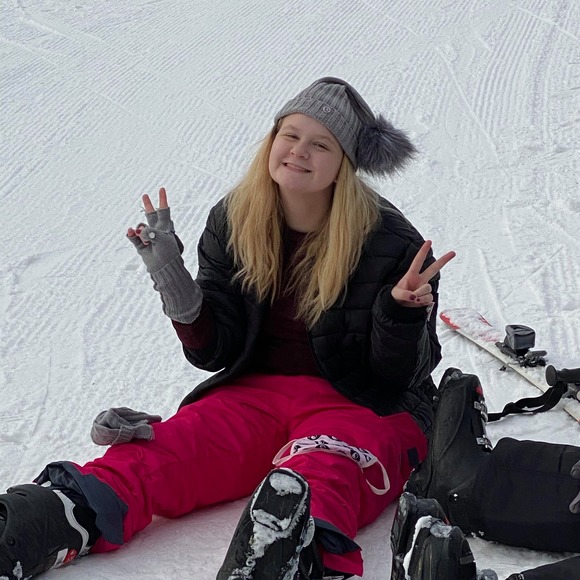 Profile Picture of Cherokee Godwin (@chegodwin74) on Poshmark