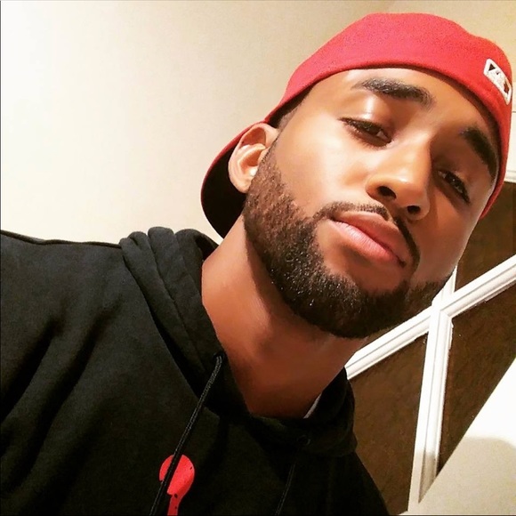 Profile Picture of Larry Farmer (@nor_cal678) on Poshmark