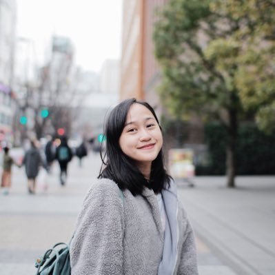 Profile Picture of Kim Montoya  ✨ (@kimmiemont) on Twitter