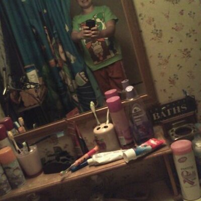 Logan Reedy - Twitter Profile Picture of Logan Reedy (@logabuggg) on Twitter