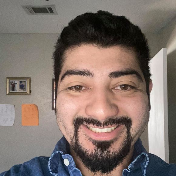 Profile Picture of Rudy Pacheco (@rudypacheco509) on Poshmark