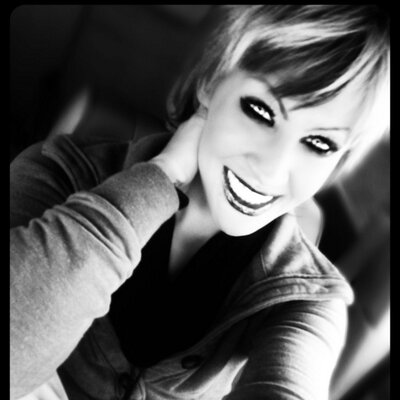 Profile Picture of Jessica Pfuhl (@JessPfuhl) on Twitter