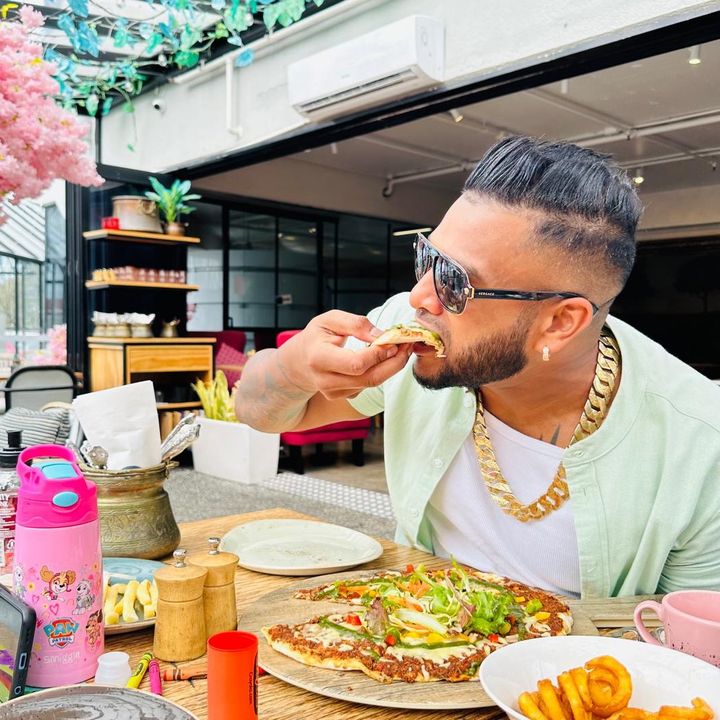 Profile Picture of Christopher (@christopher.ram7) on Tiktok