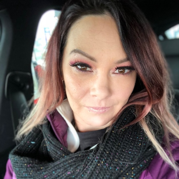 Profile Picture of Kelsey Gable (@k2cowz) on Poshmark
