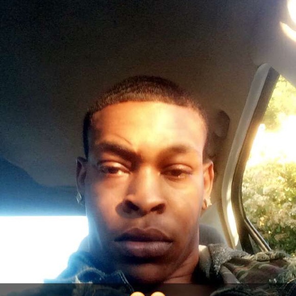 Profile Picture of Calvin Gardner (@pappy1995) on Poshmark