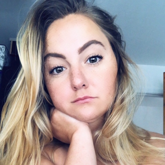 Profile Picture of Ioulia Vitko (@juvitko) on Poshmark