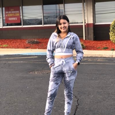 Profile Picture of Karen Centeno (@Karen_Centeno14) on Twitter