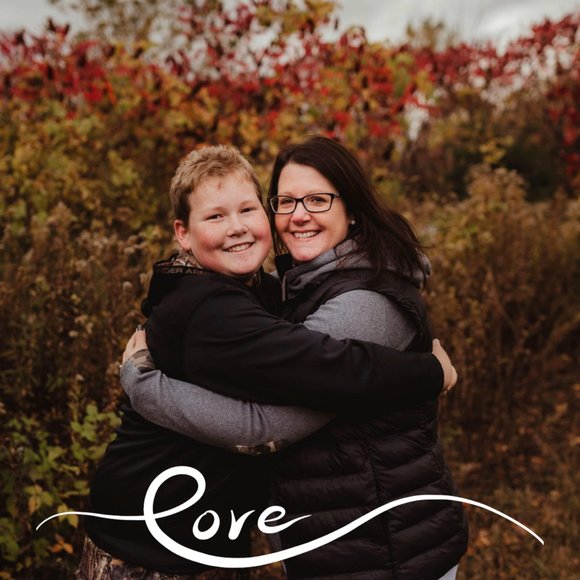 Tracie Veeser - Poshmark Profile Picture of Tracie Veeser (@tlveese) on Poshmark