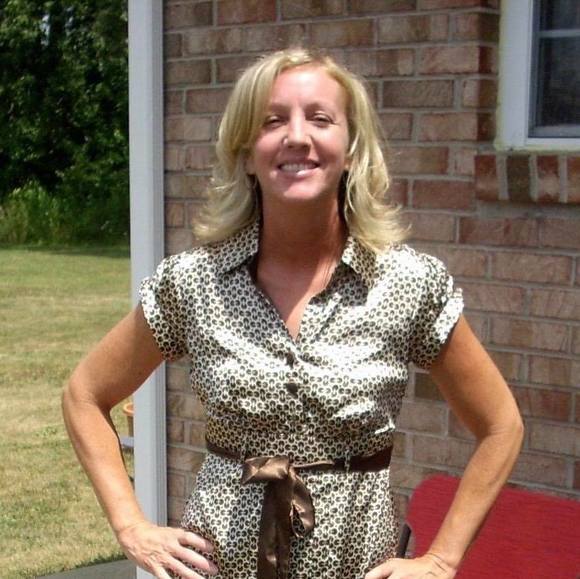 Profile Picture of Kelli Dunbar (@kellid5079) on Poshmark