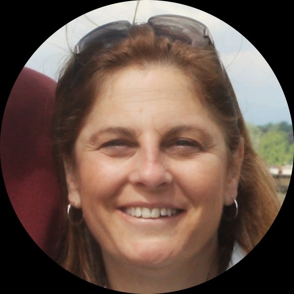 Profile Picture of Patricia Okunewitch (@patokun) on Poshmark