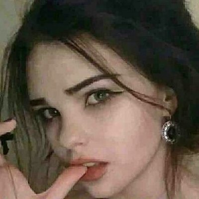 Profile Picture of Kiber_hacker (@____Molly____15) on Twitter