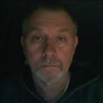 Profile Picture of Herbert Walter (@bluefoxred) on Twitter
