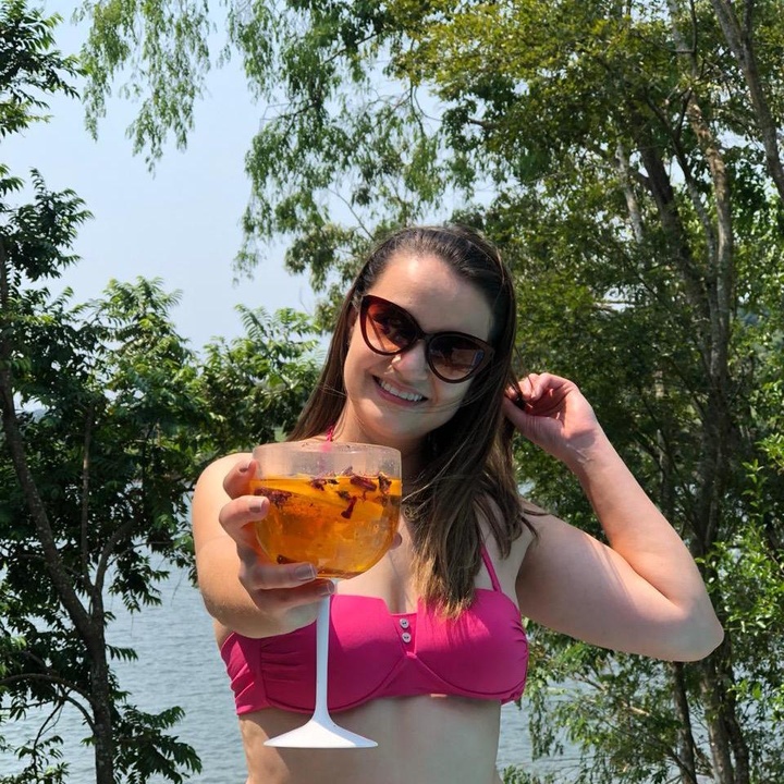 Profile Picture of Débora Mello (@deborameello1) on Tiktok