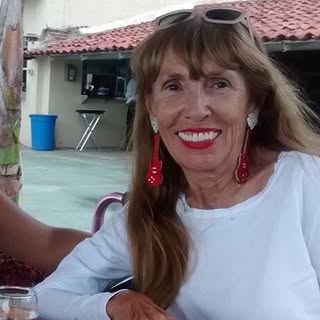 Profile Picture of Lovinlife (@carol.garner) on Instagram