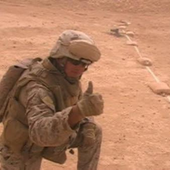 Profile Picture of Debbi Zambito (@dzambito07) on Poshmark