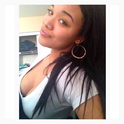 Profile Picture of Janelle Rays (@TheRoarier) on Twitter