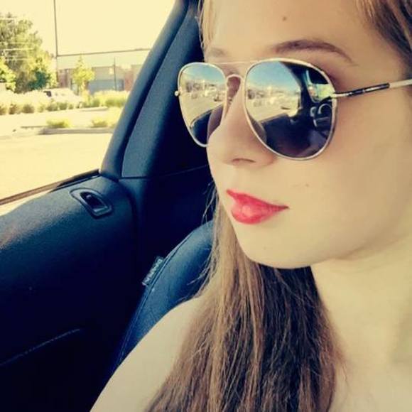 Profile Picture of Kaitlyn Dimercurio (@happykc1928) on Poshmark