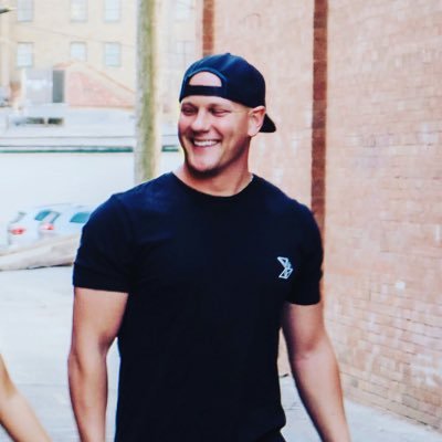 Profile Picture of John Roller (@john_fitbyhiit) on Twitter