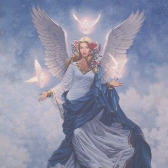 Profile Picture of Khanh Tran (@khanitran) on Poshmark