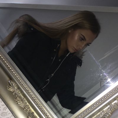 Profile Picture of Lilly Pearson (@lillypearson20) on Twitter