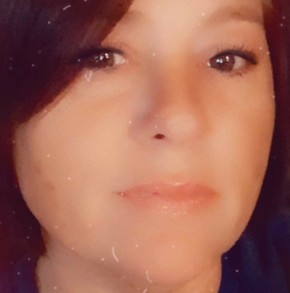 Profile Picture of Marilyn Snead (@djdcwn) on Poshmark