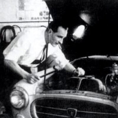 Profile Picture of Jacques Chirac (@chirac2012) on Twitter