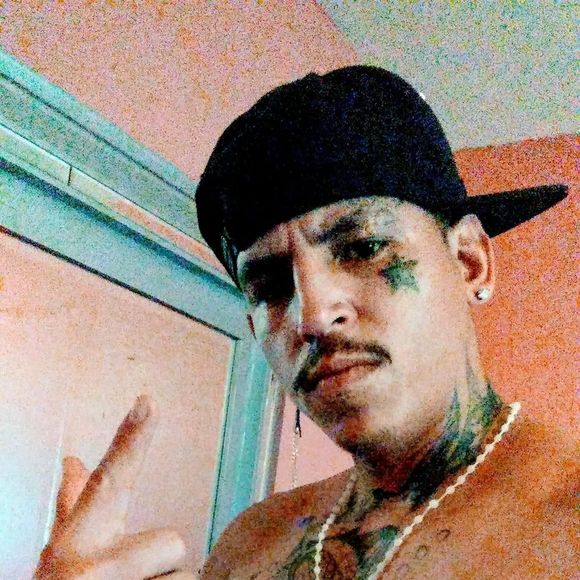 Profile Picture of Tony Luera (@lueratony) on Poshmark