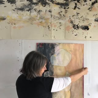 Profile Picture of Lisa Woolley-band (@lisawoolleyband) on Instagram