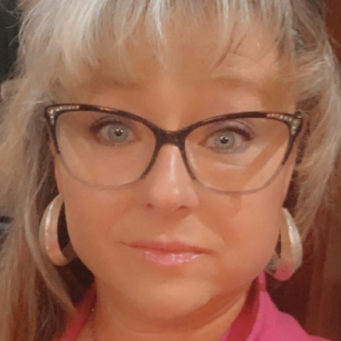 Profile Picture of Rmulkey3 (@ranchersdaughter829) on Tiktok