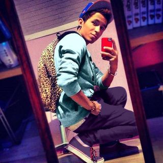 Profile Picture of Thoma's L'original (@fgdg.gcdh) on Facebook