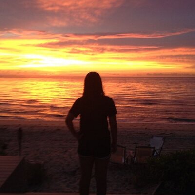 Profile Picture of Bella &nbsp;⚓mavrookas (@bellabella214) on Twitter