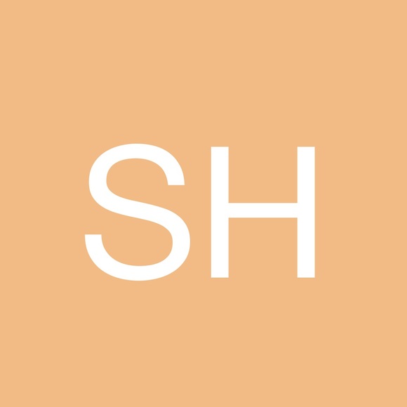 Profile Picture of Shannon Holden (@smholden) on Poshmark