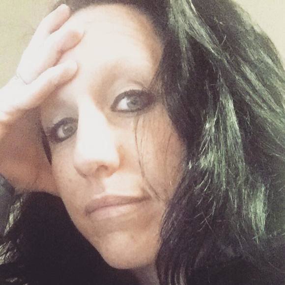 Profile Picture of Michelle Fauchere (@mbarkovich) on Poshmark